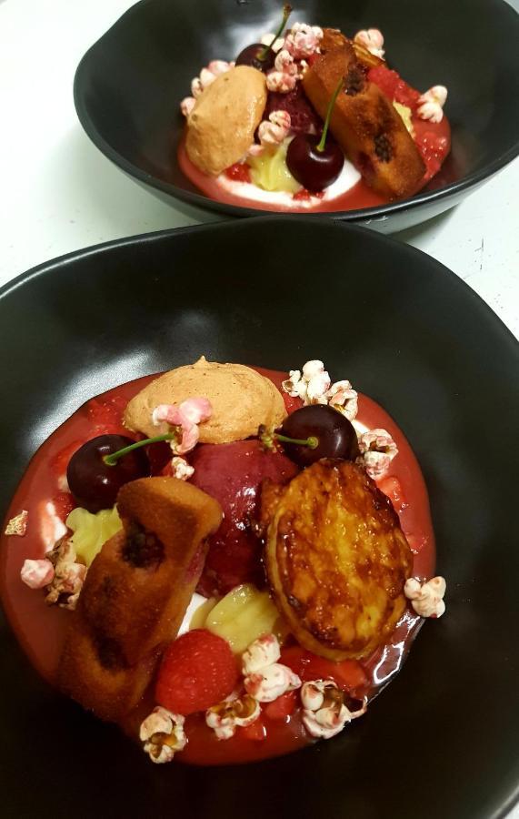 Morlaas Hotel Restaurant Le Bourgneuf מראה חיצוני תמונה